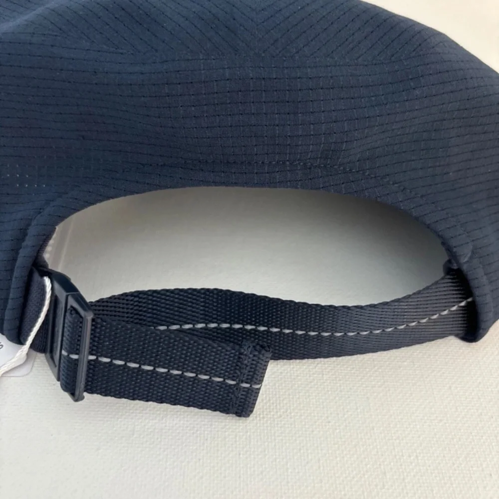 Lululemon FAST FREE RUN HAT *WOVENAIR SZ S M color true navy NWT $38 - Picture 7 of 7